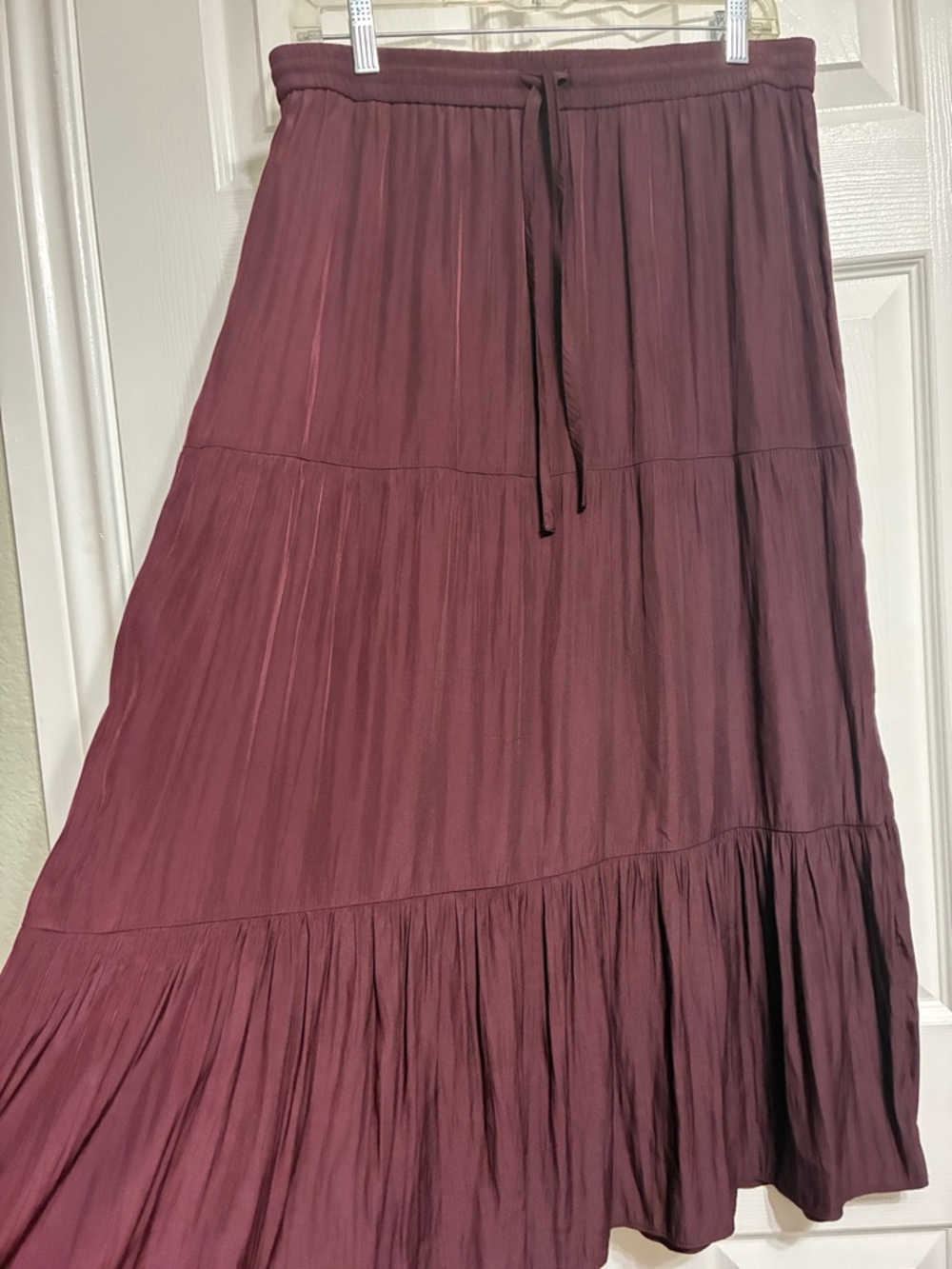 J•Jill maroon three tiered skirt